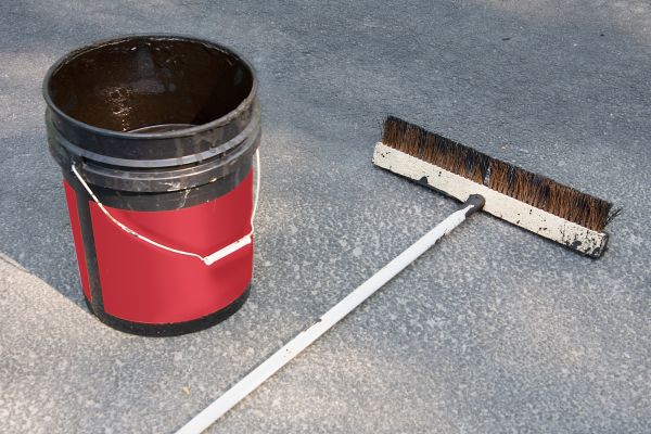 Tar Driveway Sealing in Napa